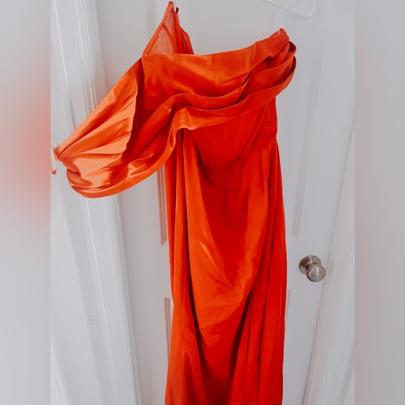 Corset Dress with Drape and Gloves - Picture 5 of 5